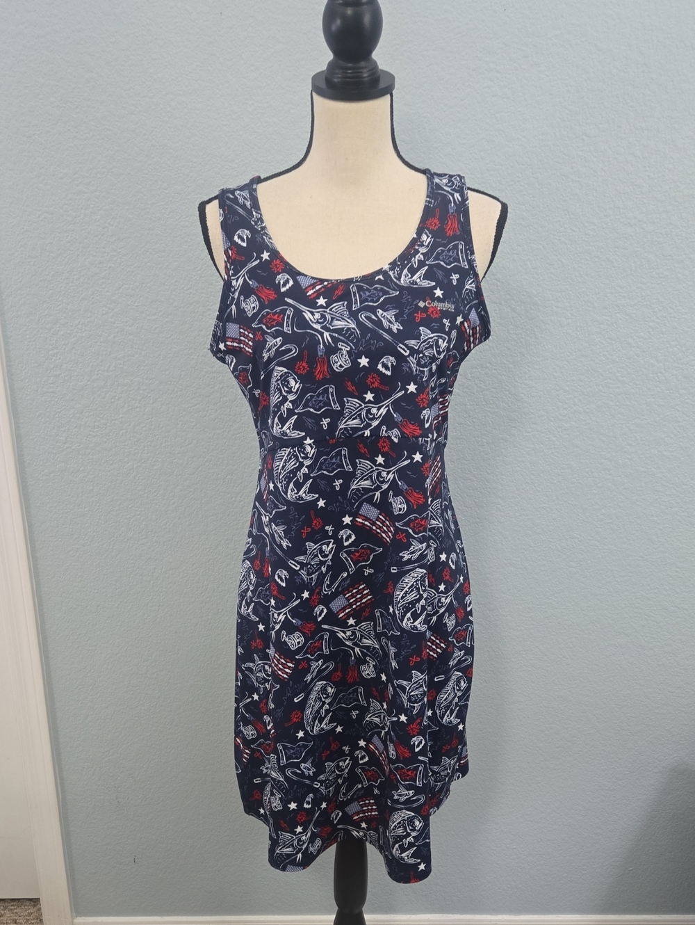 COLOMBIA PFG Freezer III Sleeveless Dress Patriotic Fishing Pattern Sz LARGE